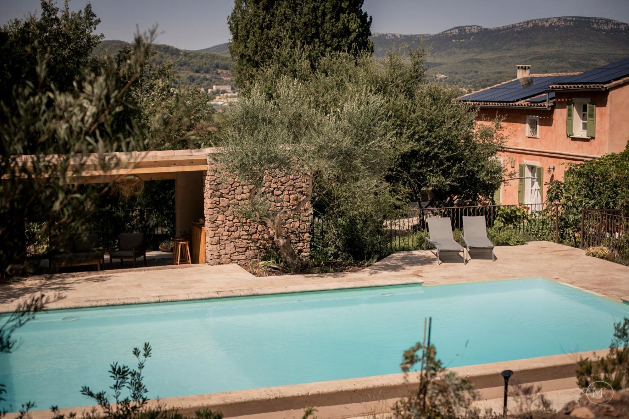 Les Hauts De Diane, Cuers Var Bagian luar foto